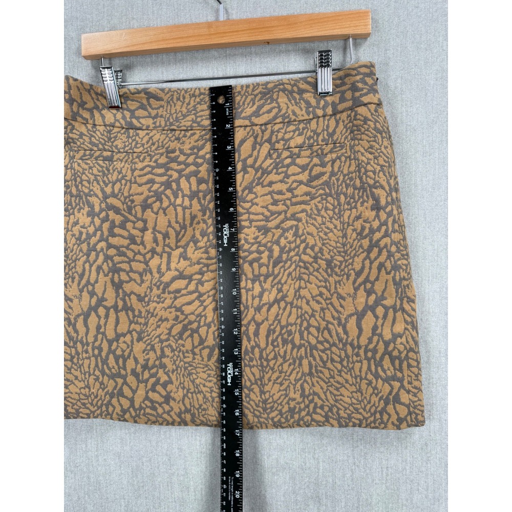 Ann Taylor LOFT Brown Tan Jacquard Abstract Animal Print Mini Skirt Size 4 - Picture 2 of 8